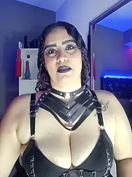 MariaGaitan online show from June 17, 2026, 5:12 pm