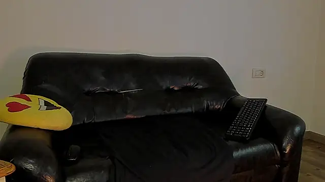 Snapshot of KingMalcom chatting on November 25, 2025, 11:43 am KingMalcom online show from November 25, 2025, 11:43 am