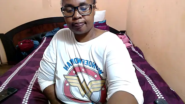 ZOQULUx online show from April 13, 2026, 5:22 am