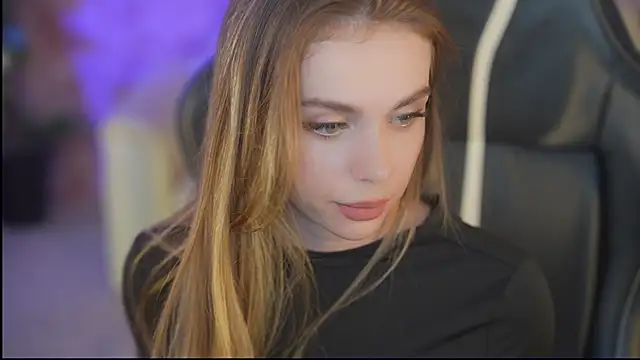 Snapshot of Anabelka054 chatting on November 4, 2025, 11:36 am Anabelka054 online show from November 4, 2025, 11:36 am