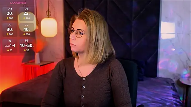 Annie Light online show from January 14, 2026, 8:18 am