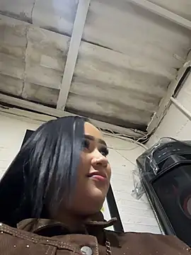 Luisa Fernandaa online show from April 2, 2026, 12:40 am