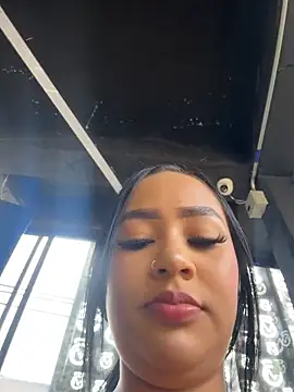 Luisa Fernandaa online show from March 26, 2026, 7:34 pm