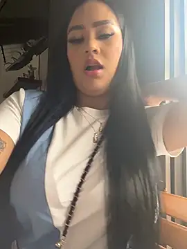 Luisa Fernandaa online show from February 22, 2026, 6:31 pm