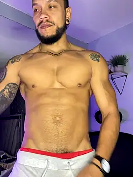 ARON TAYLER01 online show from November 12, 2025, 10:30 am