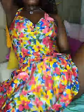 NicRaisaa online show from February 21, 2026, 4:25 am