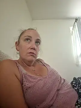 Wisie Cutie online show from September 10, 2025, 3:11 pm