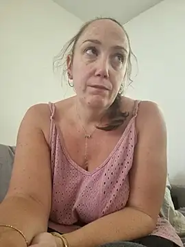 Wisie Cutie online show from October 11, 2025, 11:44 am