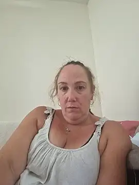 Wisie Cutie online show from September 9, 2025, 3:21 pm