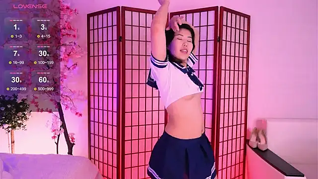 Wendy  Hills online show from September 18, 2025, 6:49 am