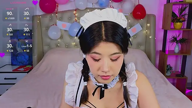 Wendy  Hills online show from February 11, 2025, 6:55 pm