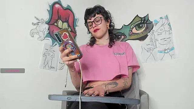 Snapshot of trinitty chatting on May 21, 2026, 6:38 pm trinitty online show from May 21, 2026, 6:38 pm