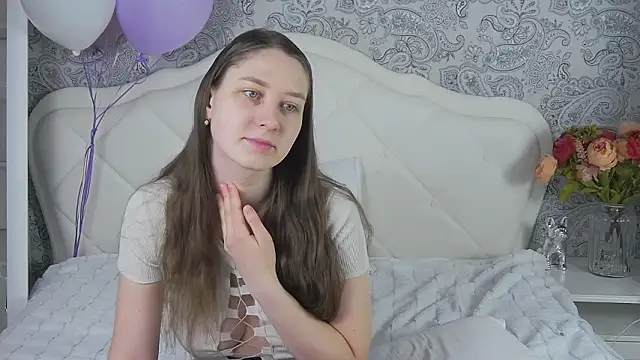 MollyBrams online show from February 6, 2026, 4:08 am