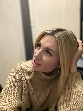 Charming Ritta online show from December 14, 2024, 10:24 am