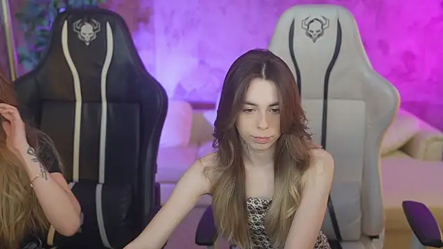 Snapshot of Kisasolo chatting on February 26, 2025, 7:32 pm Kisasolo online show from February 26, 2025, 7:32 pm