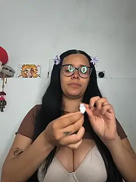 Annya-sweet online show from July 18, 2026, 3:09 pm