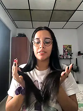 Snapshot of Annya-sweet chatting on November 6, 2025, 2:54 pm Annya-sweet online show from November 6, 2025, 2:54 pm