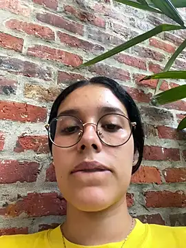 Snapshot of Annya-sweet chatting on February 26, 2025, 6:04 pm Annya-sweet online show from February 26, 2025, 6:04 pm