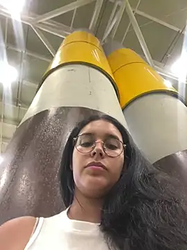 Snapshot of Annya-sweet chatting on March 11, 2025, 5:57 pm Annya-sweet online show from March 11, 2025, 5:57 pm