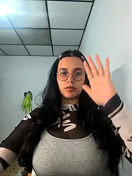 Snapshot of Annya-sweet chatting on October 16, 2025, 2:03 pm Annya-sweet online show from October 16, 2025, 2:03 pm