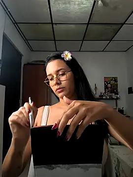 Snapshot of Annya-sweet chatting on November 20, 2025, 3:02 pm Annya-sweet online show from November 20, 2025, 3:02 pm