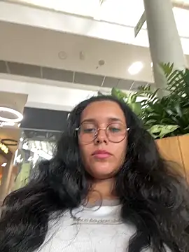 Snapshot of Annya-sweet chatting on March 10, 2025, 2:37 pm Annya-sweet online show from March 10, 2025, 2:37 pm