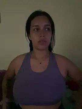 Snapshot of Annya-sweet chatting on February 27, 2025, 2:32 pm Annya-sweet online show from February 27, 2025, 2:32 pm