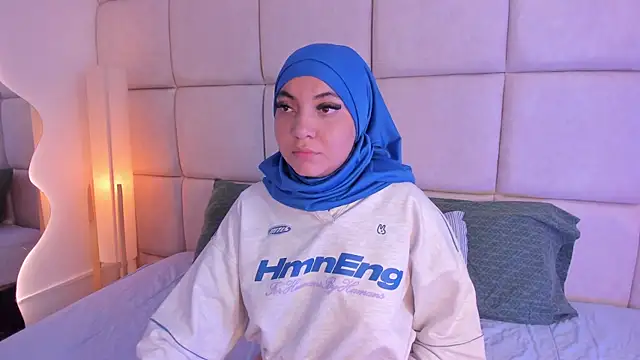 Snapshot of Sooffii_1 chatting on November 26, 2025, 2:33 am Sooffii 1 online show from November 26, 2025, 2:33 am