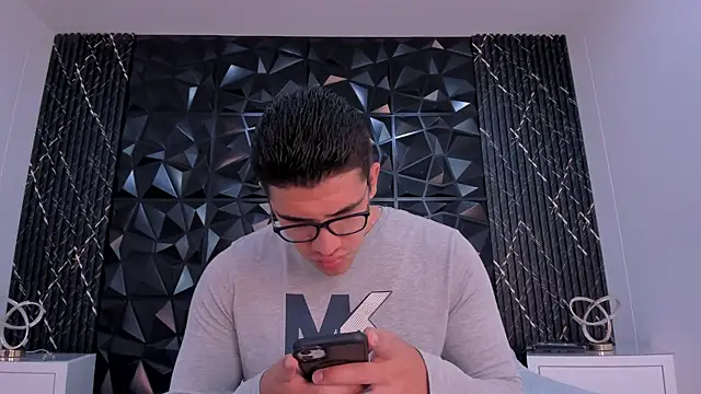 Snapshot of JeffDaltton chatting on March 3, 2026, 12:45 pm JeffDaltton online show from March 3, 2026, 12:45 pm