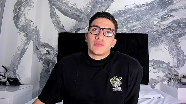 Snapshot of JeffDaltton chatting on February 20, 2026, 8:11 pm JeffDaltton online show from February 20, 2026, 8:11 pm