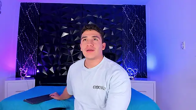 Snapshot of JeffDaltton chatting on November 21, 2025, 8:19 pm JeffDaltton online show from November 21, 2025, 8:19 pm