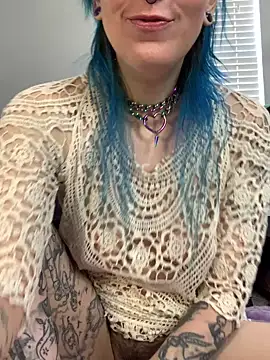 MissCumberdale online show from January 10, 2026, 6:14 pm