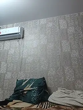 EffectFiona online show from March 7, 2026, 1:34 am