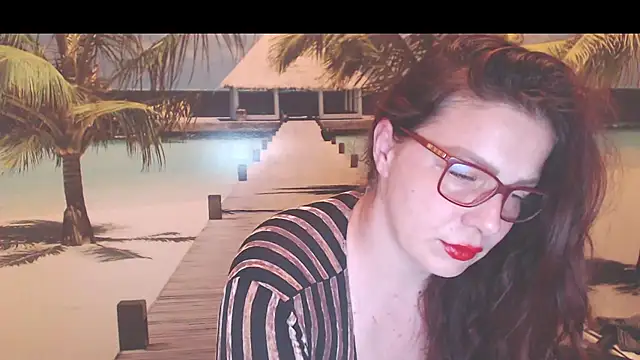 Queen  Natasha online show from July 1, 2026, 9:26 pm