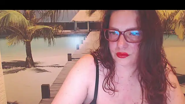 Queen  Natasha online show from June 27, 2026, 9:43 pm