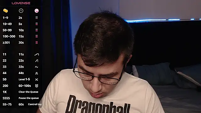 Snapshot of andrewmhilton_ chatting on November 2, 2025, 7:13 am andrewmhilton online show from November 2, 2025, 7:13 am