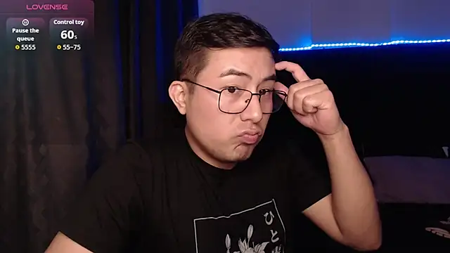 andrewmhilton  online show from April 1, 2026, 6:37 am