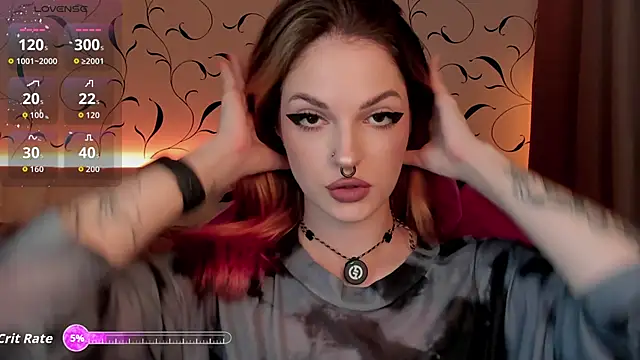 BratzieDarsie online show from October 6, 2025, 10:05 am