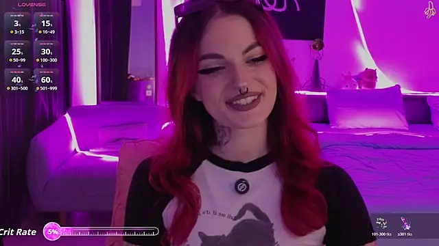 Snapshot of BratzieDarsie chatting on June 23, 2026, 12:03 pm BratzieDarsie online show from June 23, 2026, 12:03 pm