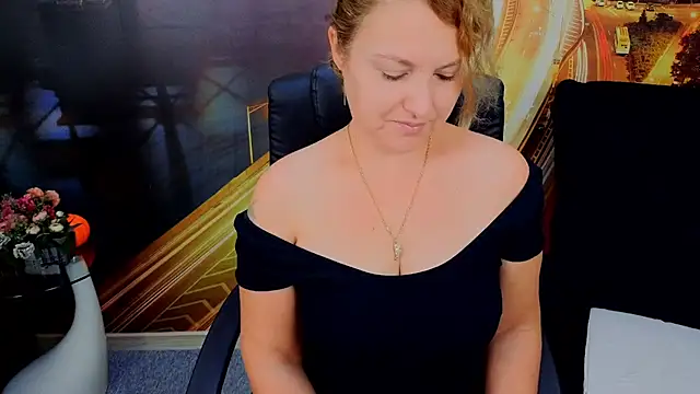 Snapshot of EmmaxPark chatting on December 3, 2025, 6:47 am EmmaxPark online show from December 3, 2025, 6:47 am