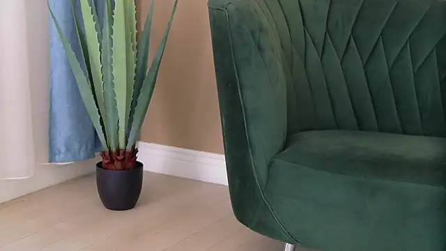 Bailey Rush online show from November 27, 2025, 5:24 pm