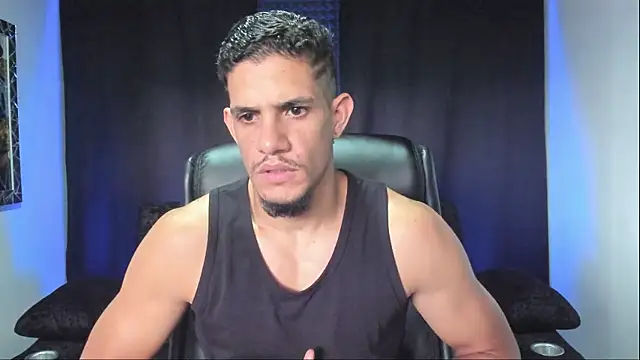 jhonnysnow17 online show from March 29, 2026, 10:11 pm