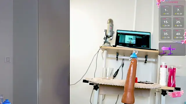 Miss69Ri99 online show from March 15, 2025, 6:21 pm