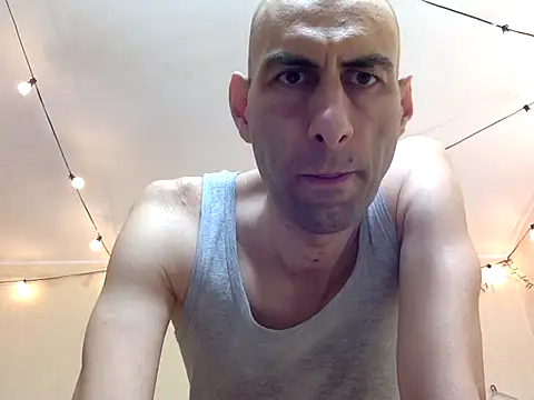 Snapshot of HandsomeAlfie chatting on September 24, 2025, 2:29 am HandsomeAlfie online show from September 24, 2025, 2:29 am