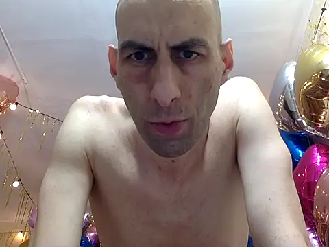 Snapshot of HandsomeAlfie chatting on February 28, 2026, 11:15 pm HandsomeAlfie online show from February 28, 2026, 11:15 pm