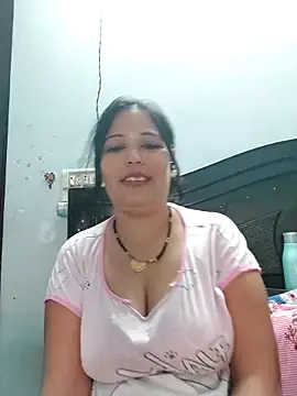 Poojabhabi101 online show from October 4, 2025, 5:20 am