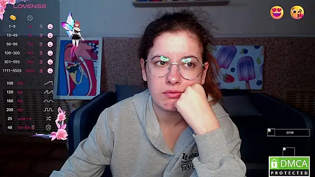 Aminabeatris online show from October 7, 2025, 11:22 am