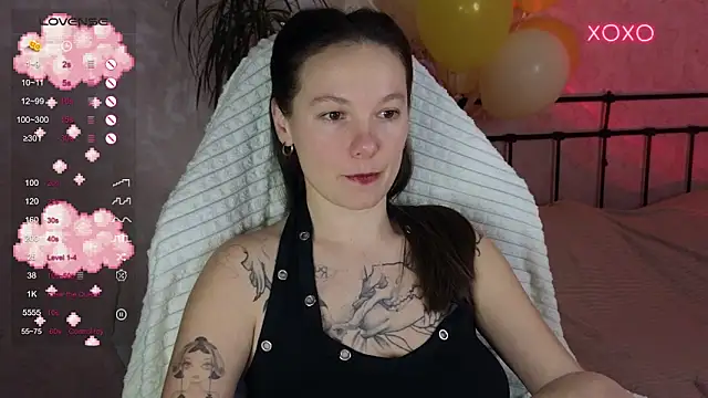 lil luna x online show from February 5, 2026, 7:32 pm