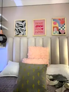 Snapshot of cute__cherry_ chatting on November 24, 2025, 8:31 pm cute cherry online show from November 24, 2025, 8:31 pm