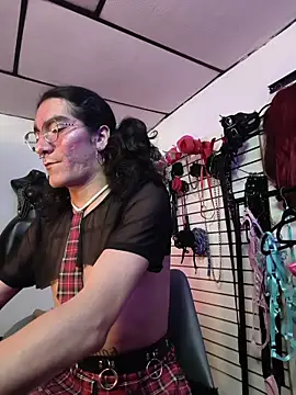 mal x online show from December 1, 2025, 1:01 pm